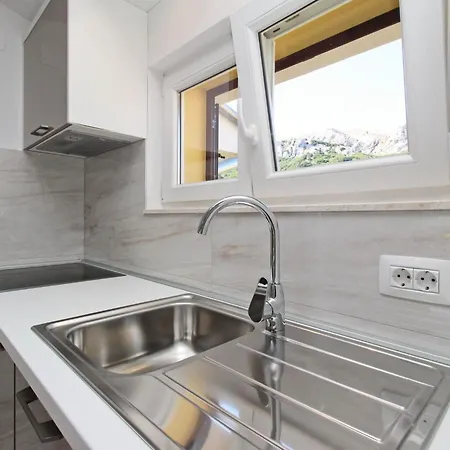 Daire Charmantes In Mit Eigenem Balkon By Interhome *