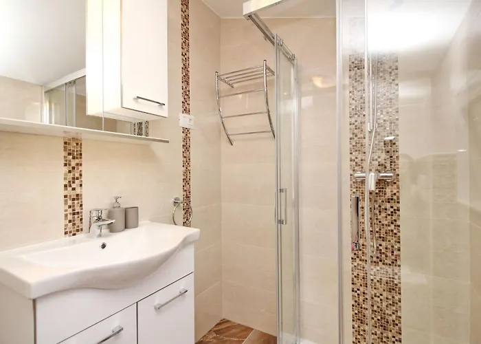 Charmantes In Mit Eigenem Balkon By Interhome Апартаменты *