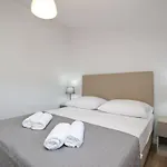 Charmantes In Mit Eigenem Balkon By Interhome *
