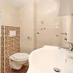 Charmantes In Mit Eigenem Balkon By Interhome Apartament Baška