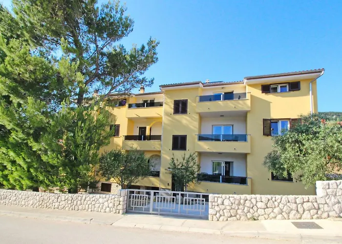 Charmantes In Mit Eigenem Balkon By Interhome Apartment Baska (Krk)